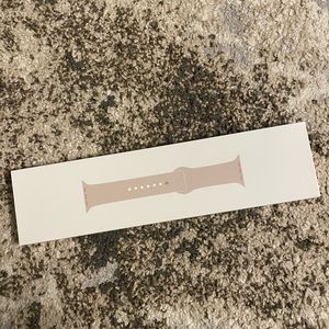 BRAND NEW IN BOX - SEALED - Apple Watch Starlight Sport Band 45MM M/L